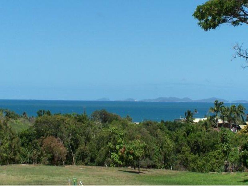 9 Island View Crescent, Barlows Hill QLD 4703