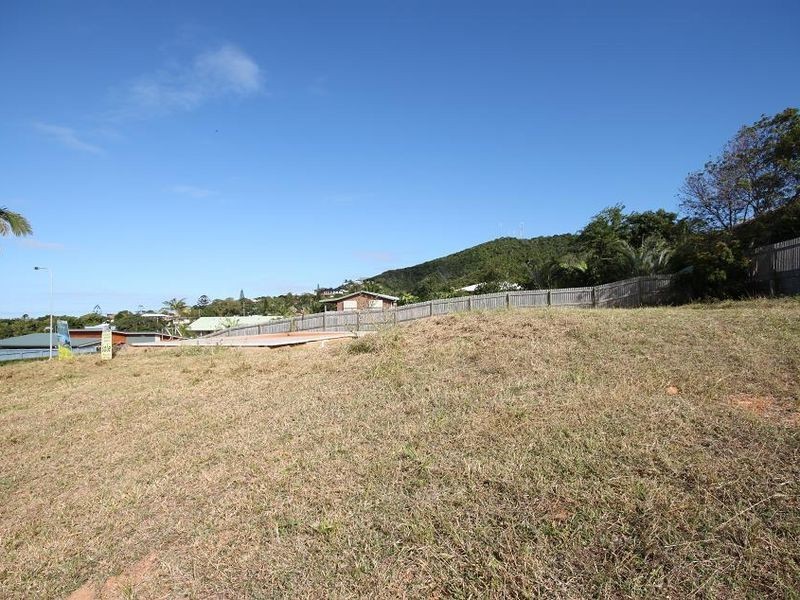 9 Island View Crescent, Barlows Hill QLD 4703