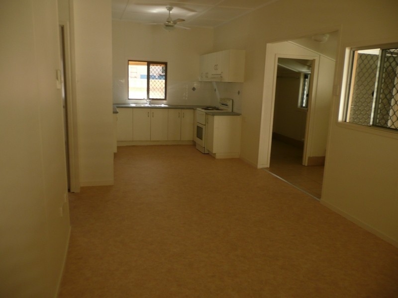 81 Matthew Flinders Drive, Cooee Bay QLD 4703