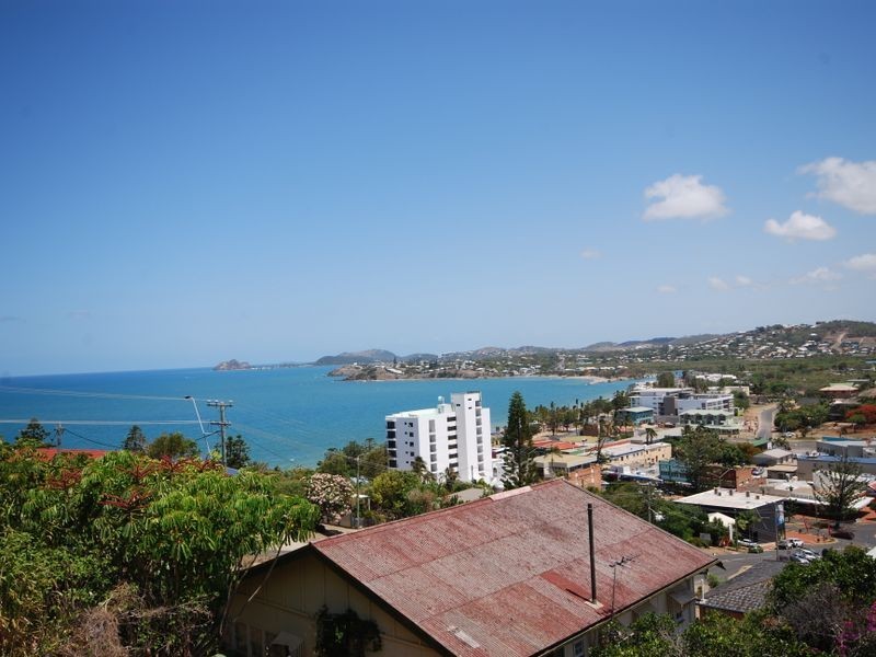 4/44 Hill Street, Yeppoon QLD 4703