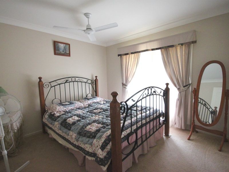 18 Hitching Rail Drive, Tanby QLD 4703