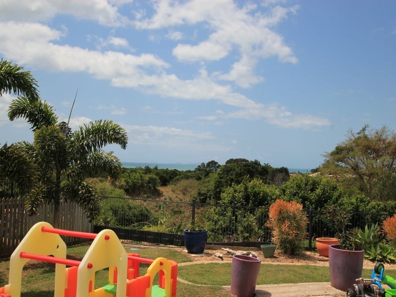 18 Setu Drive, Pacific Heights QLD 4703