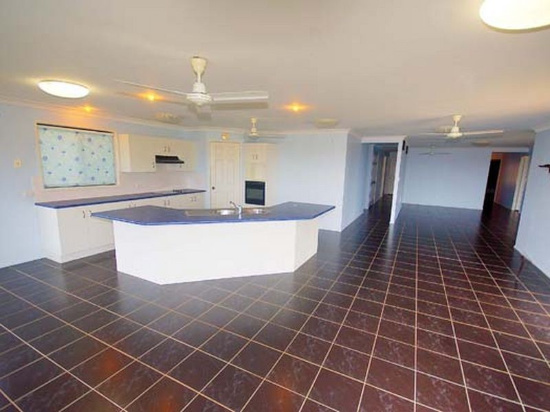 18 Setu Drive, Pacific Heights QLD 4703