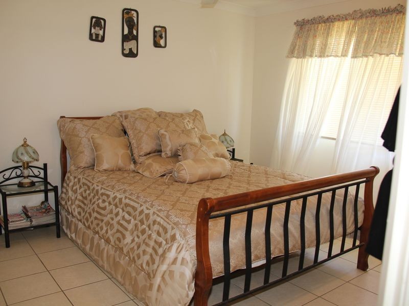 4 Carlo Cnr, Keppel Sands QLD 4702