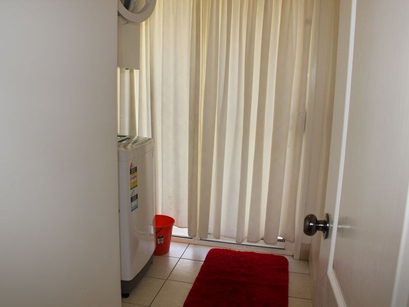 4 Carlo Cnr, Keppel Sands QLD 4702