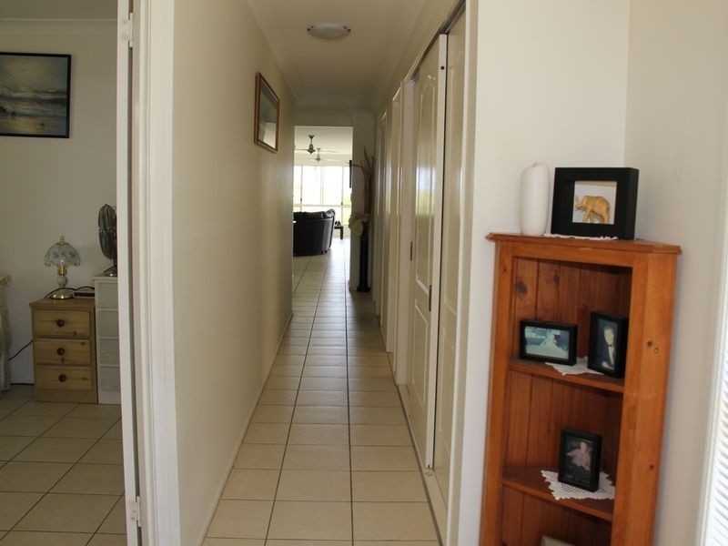 4 Carlo Cnr, Keppel Sands QLD 4702