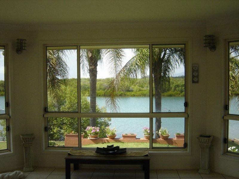 4 Carlo Cnr, Keppel Sands QLD 4702