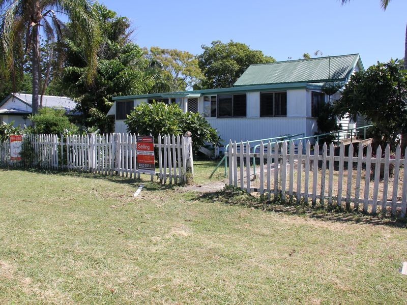 13 Dingwall Street, Keppel Sands QLD 4702