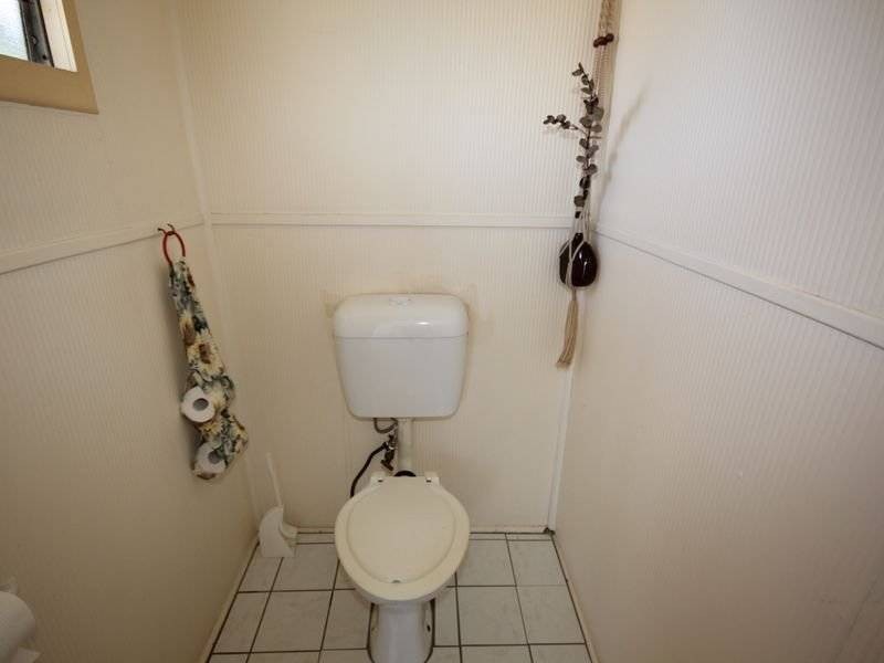 24,26,28 Meadow Street, Keppel Sands QLD 4702