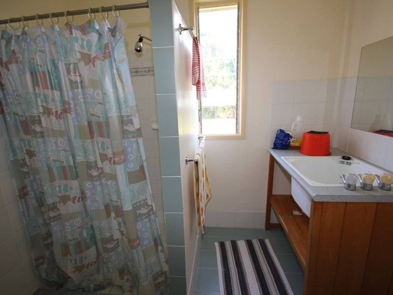 24,26,28 Meadow Street, Keppel Sands QLD 4702