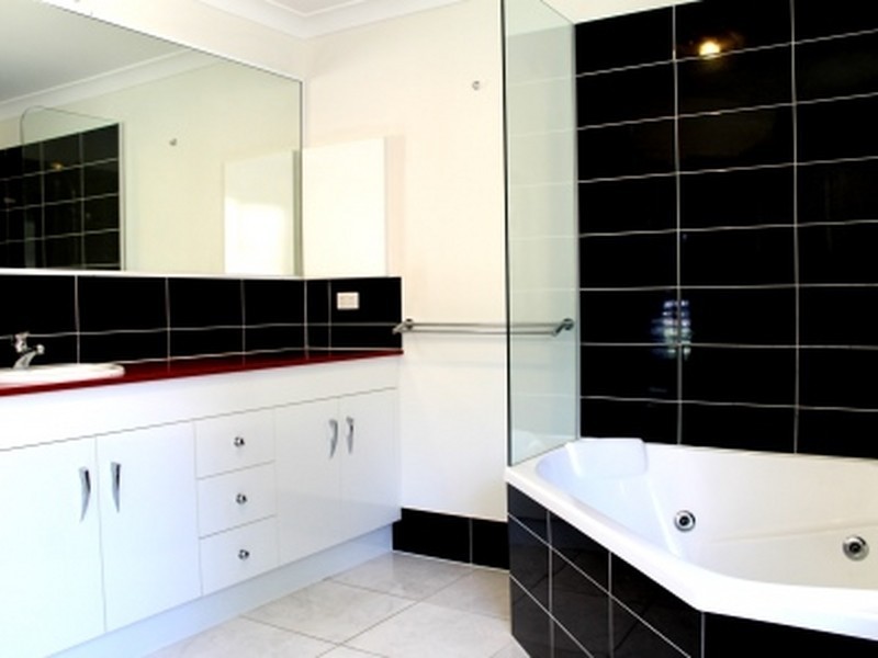 5 Bayliss Court, Taroomball QLD 4703