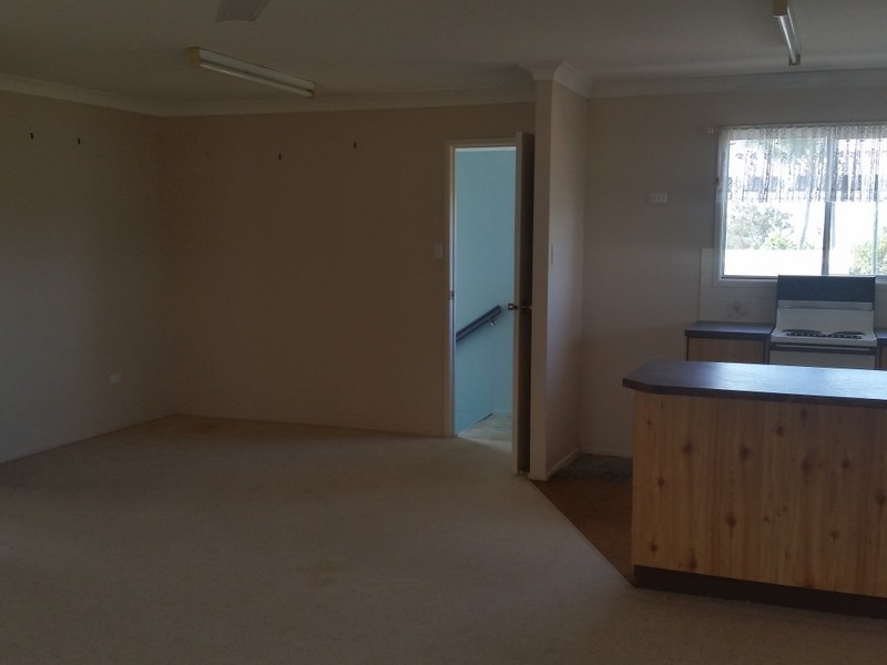 58 Esplanade, Cooee Bay QLD 4703