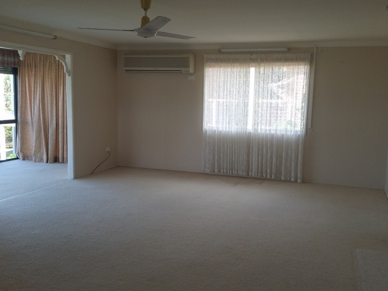 58 Esplanade, Cooee Bay QLD 4703