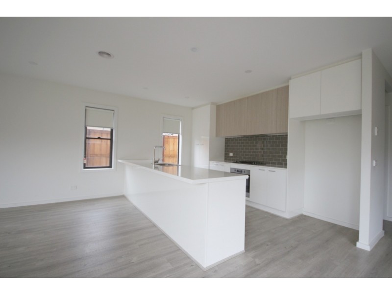 13 Lavinia Street, Greenvale VIC 3059