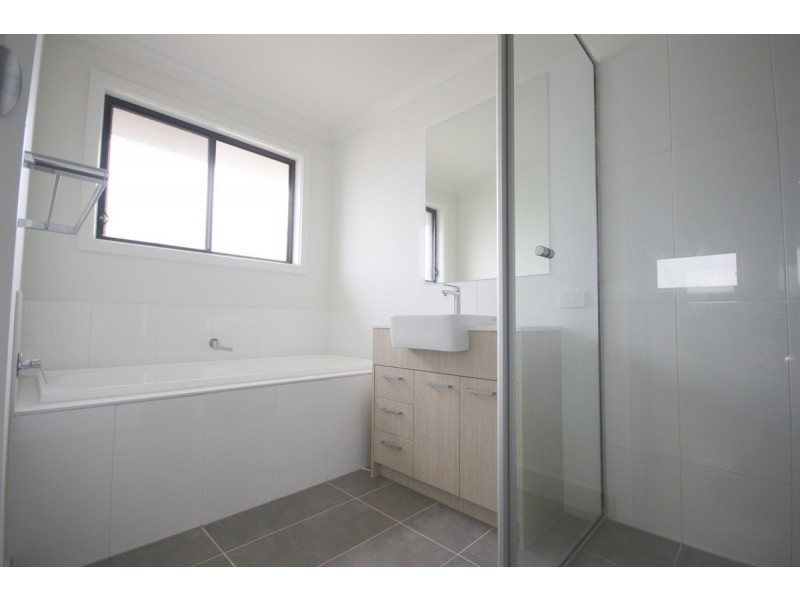 13 Lavinia Street, Greenvale VIC 3059