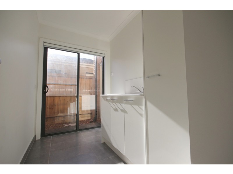 13 Lavinia Street, Greenvale VIC 3059