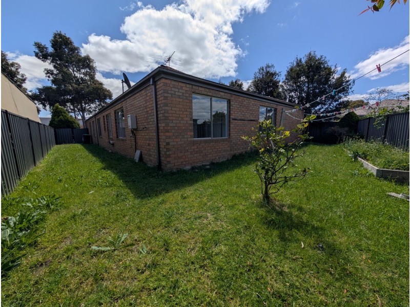 6 Kalorama Street, Greenvale VIC 3059