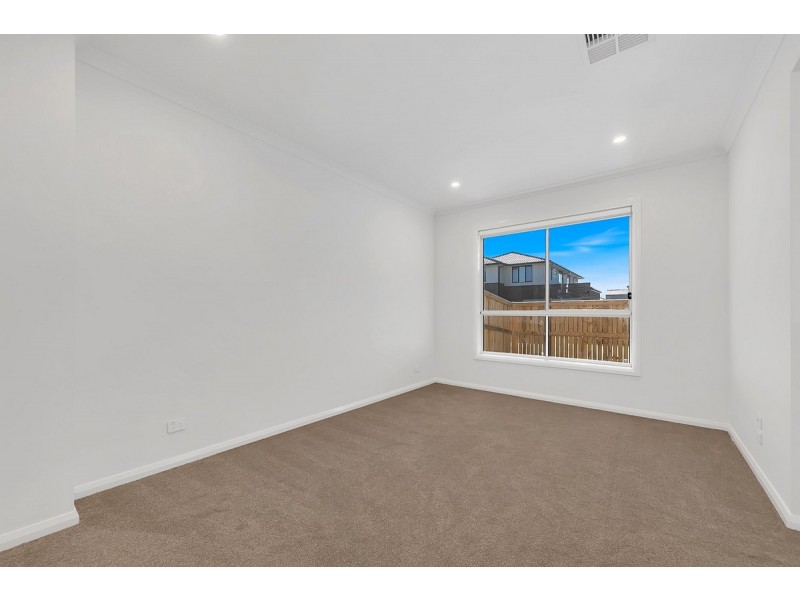 1 Ambient Crescent, Beveridge VIC 3753