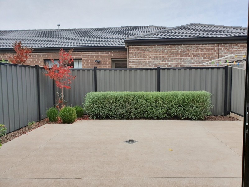 12 Ardour Grove, Craigieburn VIC 3064