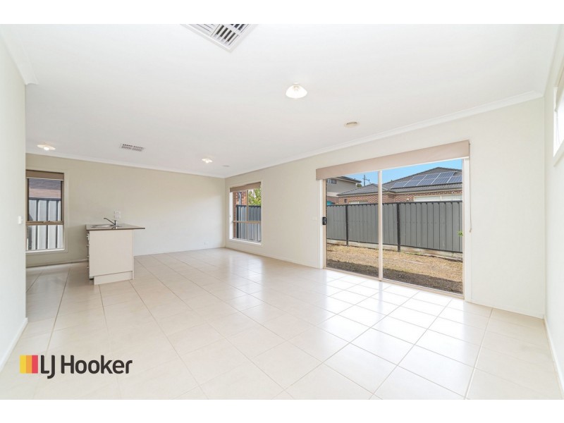 30 Bandicoot Road, Craigieburn VIC 3064