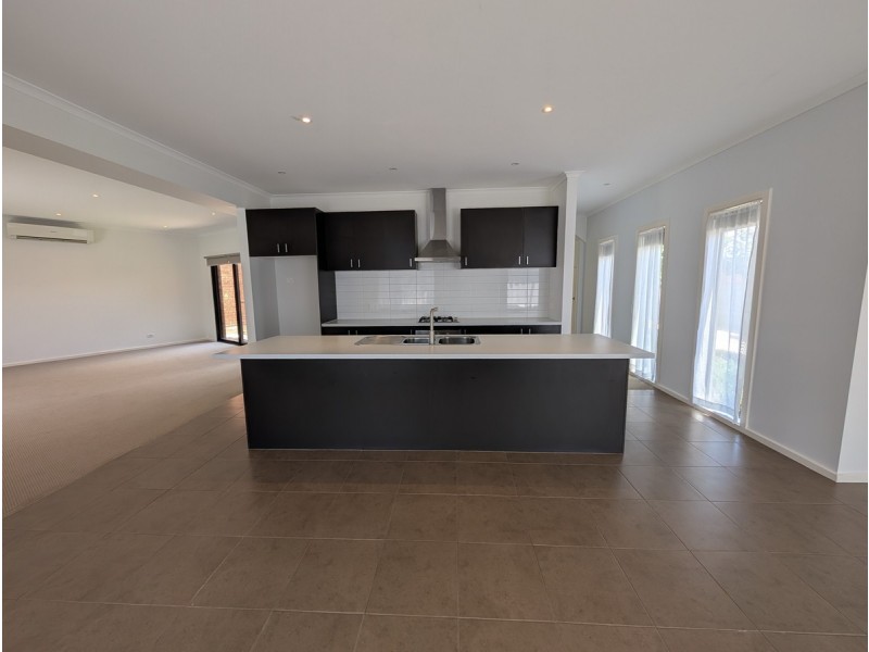 1/38 Mallard Circuit, Craigieburn VIC 3064