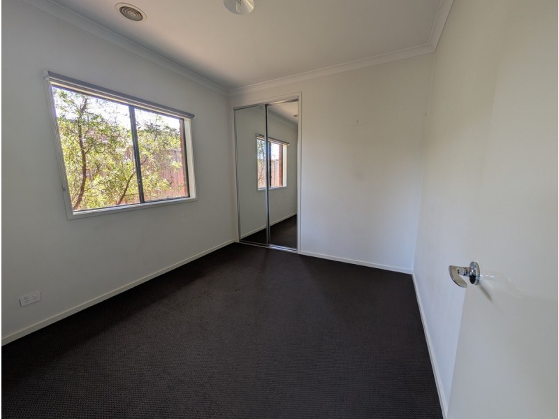 26 Arlington Park Parade, Mickleham VIC 3064