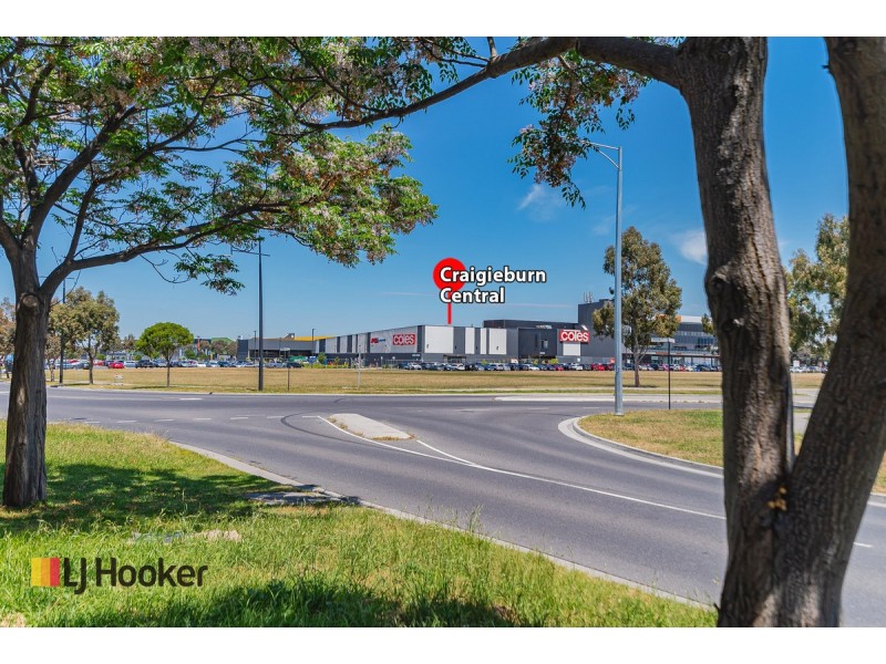63 Clarendon Avenue, Craigieburn VIC 3064