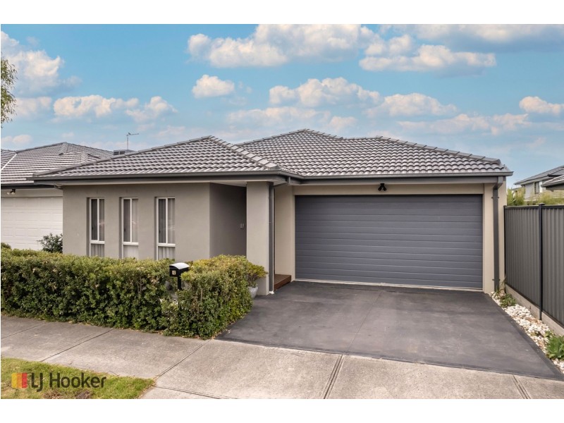 4 Dacite Way, Craigieburn VIC 3064