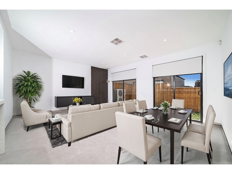 30 Nubeena Crescent, Donnybrook VIC 3064