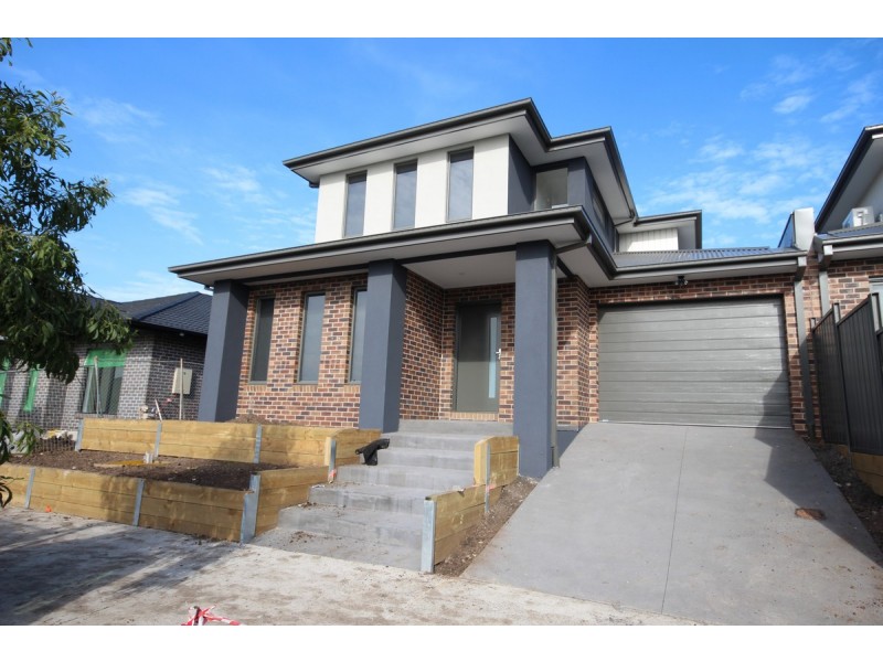 23 Plumbago Street, Craigieburn VIC 3064