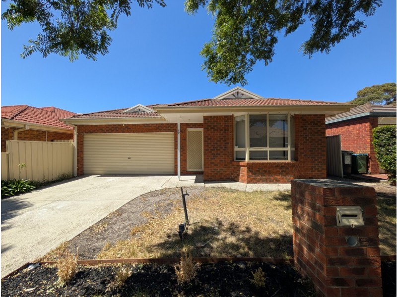 42 Woodlea Crescent, Craigieburn VIC 3064
