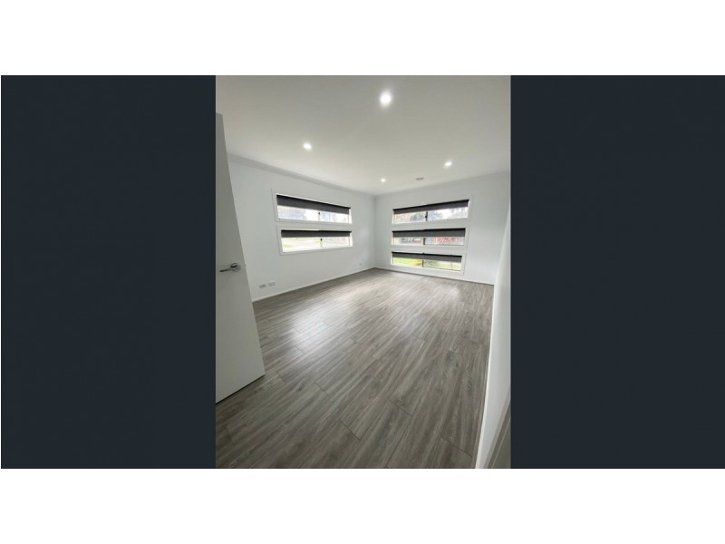 5 Pearce Way, Craigieburn VIC 3064