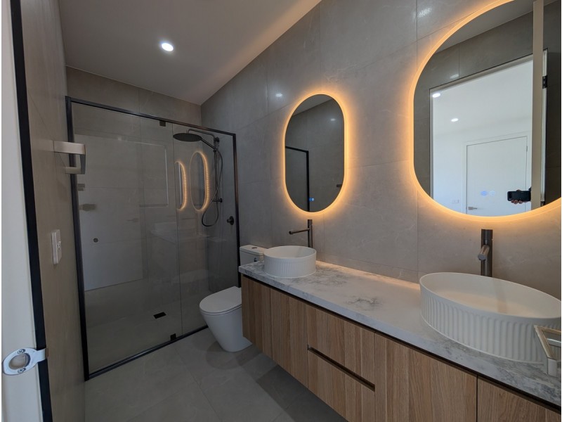 9 Kooyongkoot Drive, Mickleham VIC 3064