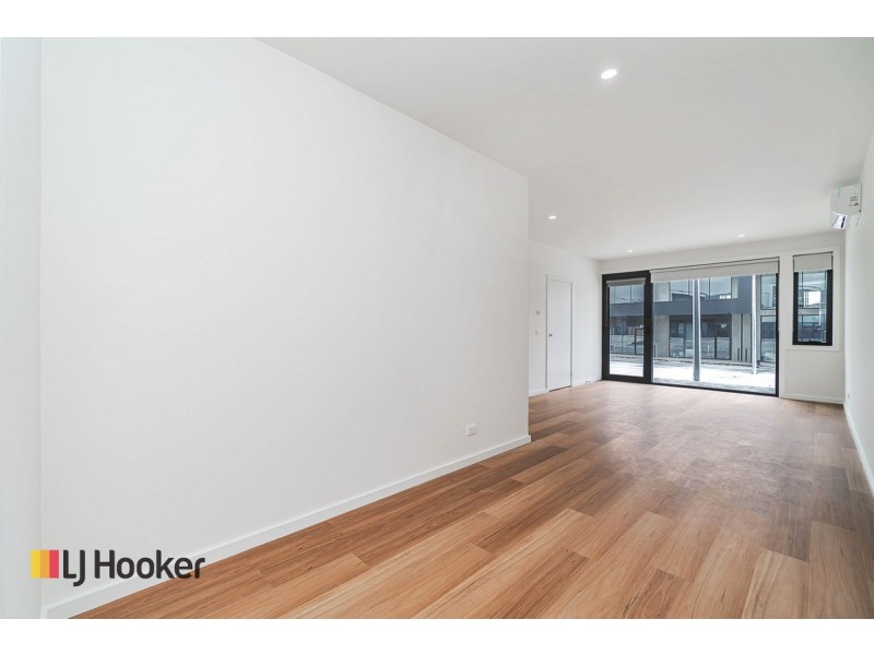 U 10-14/119 Highlander Drive, Craigieburn VIC 3064