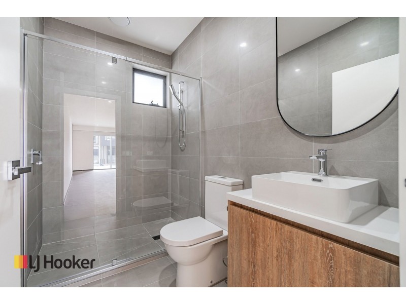 U 10-14/119 Highlander Drive, Craigieburn VIC 3064