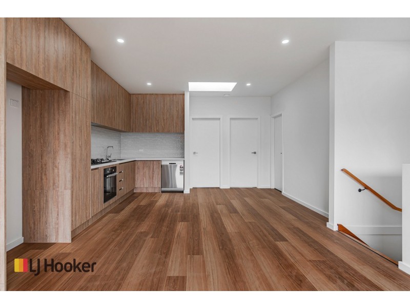 U 10-14/119 Highlander Drive, Craigieburn VIC 3064