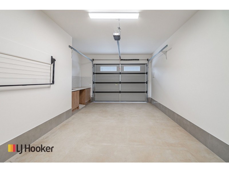 U 10-14/119 Highlander Drive, Craigieburn VIC 3064