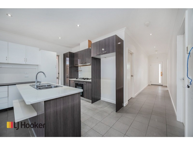 18 Sanctuary Circuit, Beveridge VIC 3753