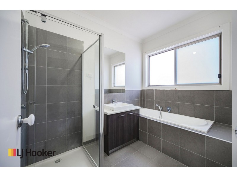 18 Sanctuary Circuit, Beveridge VIC 3753