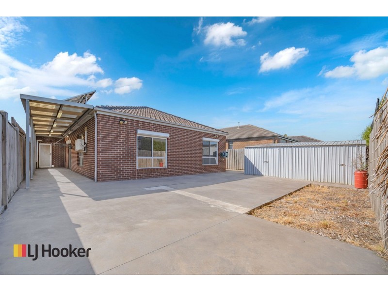 18 Sanctuary Circuit, Beveridge VIC 3753