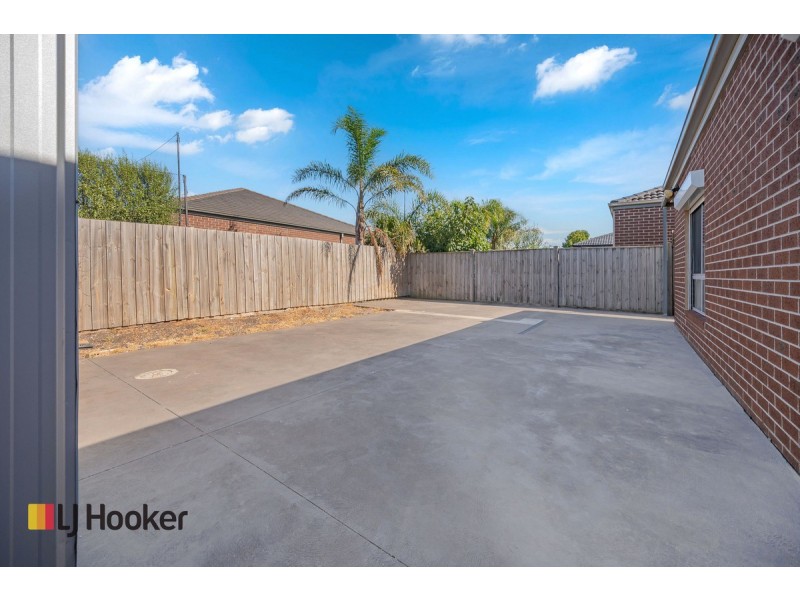 18 Sanctuary Circuit, Beveridge VIC 3753