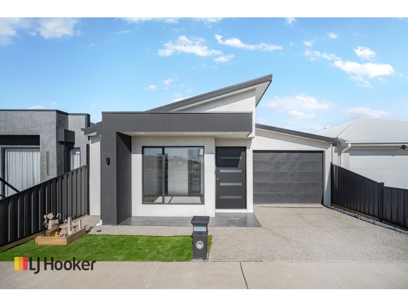 10 Aniseed Street, Mickleham VIC 3064