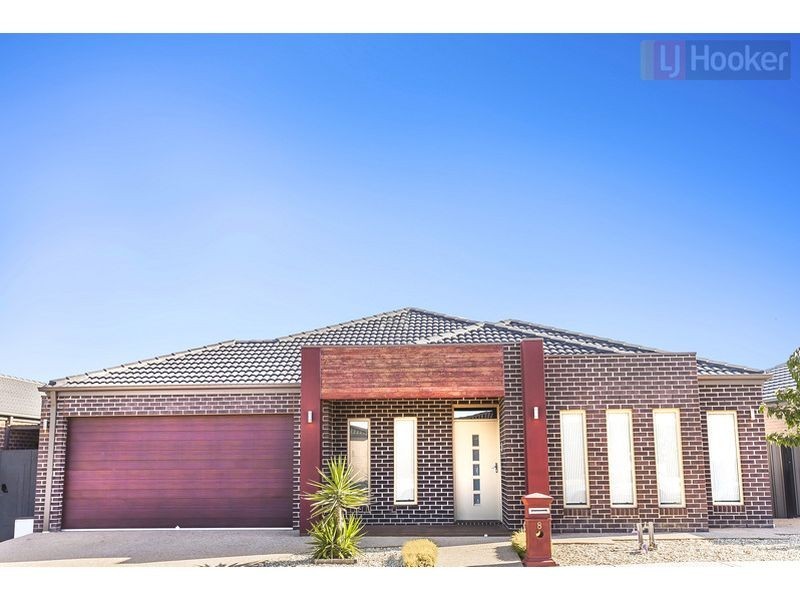 8 Powell Street, Craigieburn VIC 3064