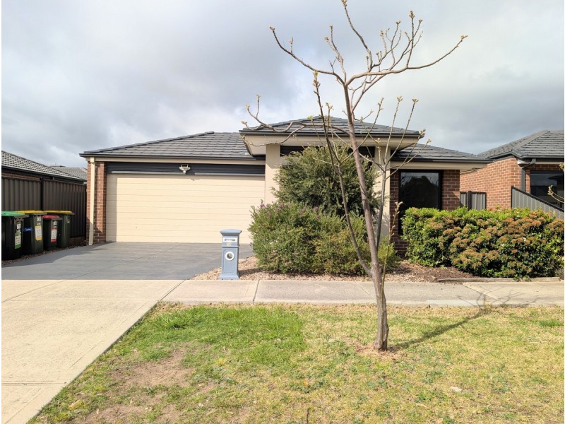 70 Streamside Drive, Craigieburn VIC 3064