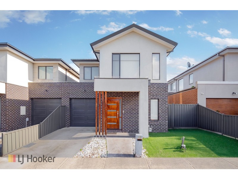 12 Stonewood Street, Roxburgh Park VIC 3064