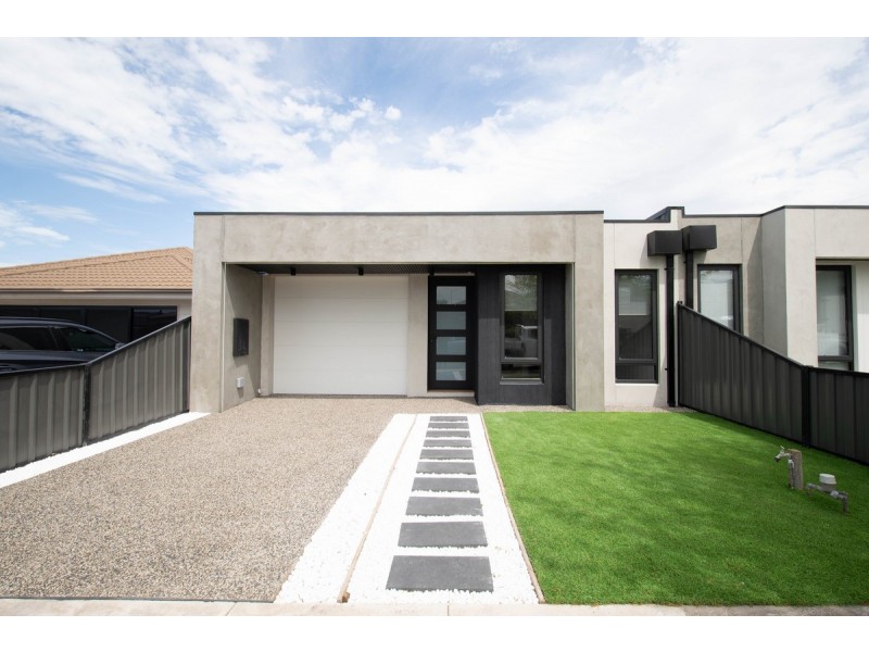 3 Candelbark Drive, Greenvale VIC 3059