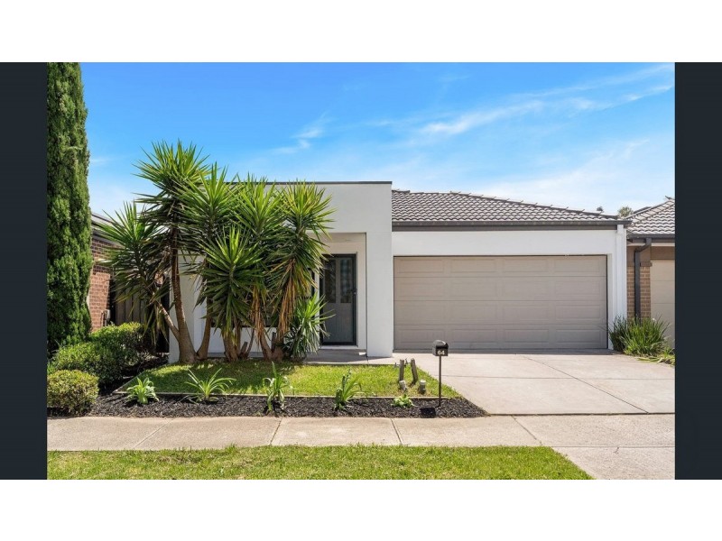 64 Bluebell Drive, Craigieburn VIC 3064