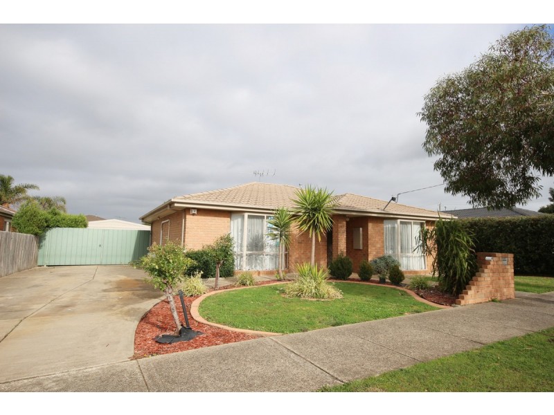143 Hothlyn Drive, Craigieburn VIC 3064