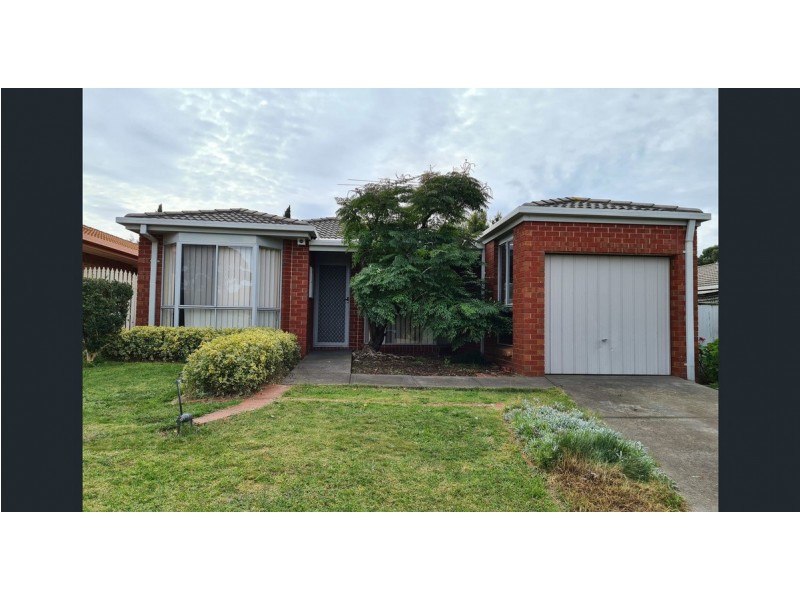 4 Brayford Nook, Craigieburn VIC 3064