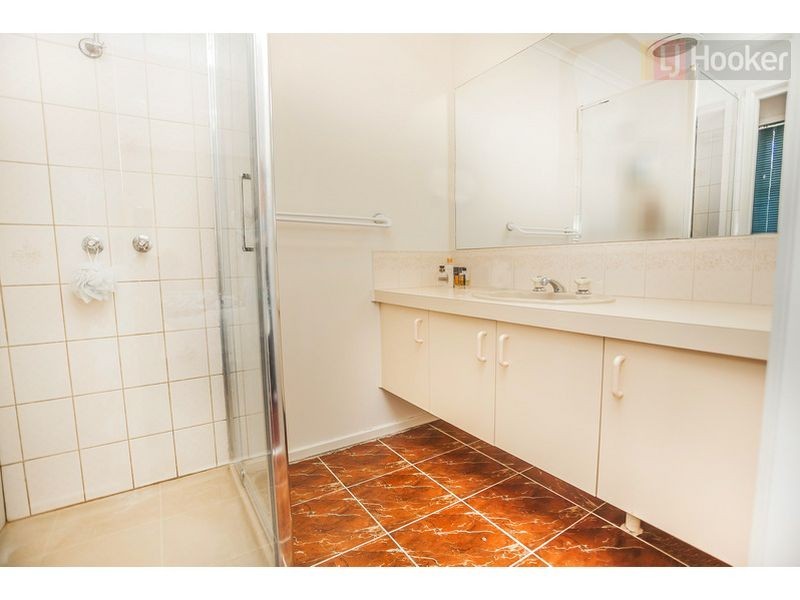 7 Northleigh Avenue, Craigieburn VIC 3064